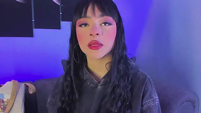 Snapshot of maddy_walker chatting on 1, 3, 2025 maddy walker online show from 1, 3, 2025