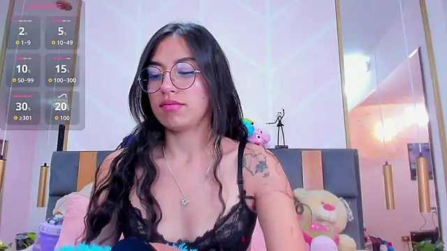 MadyJackson online show from 5, 11, 2025