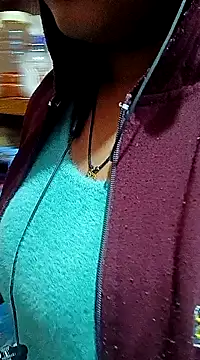 Snapshot of ruhi2003 chatting on 16, 12, 2024 ruhi2003 online show from 16, 12, 2024