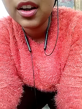 Snapshot of ruhi2003 chatting on 17, 12, 2024 ruhi2003 online show from 17, 12, 2024