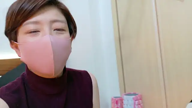 Risa 06 online show from 31, 1, 2025