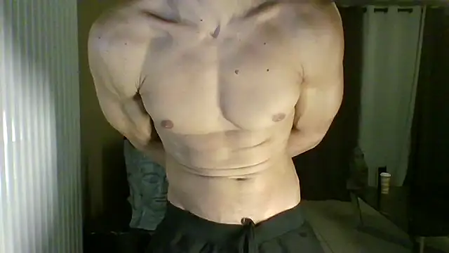 Snapshot of ApollonFit_x69 chatting on 4, 3, 2025 ApollonFit x69 online show from 4, 3, 2025