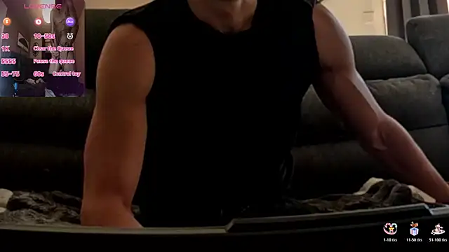 Snapshot of ApollonFit_x69 chatting on 20, 10, 2025 ApollonFit x69 online show from 20, 10, 2025