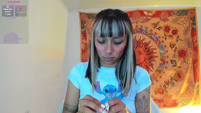 Snapshot of Demeter__ chatting on 26, 5, 2026 Demeter online show from 26, 5, 2026