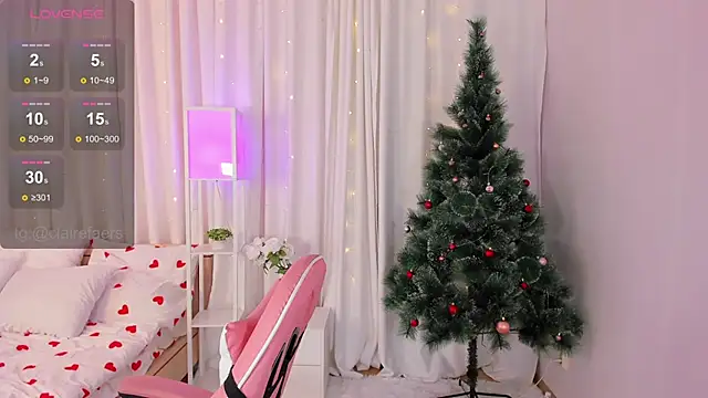 Snapshot of ClaireFaers_ chatting on 17, 12, 2024 ClaireFaers online show from 17, 12, 2024