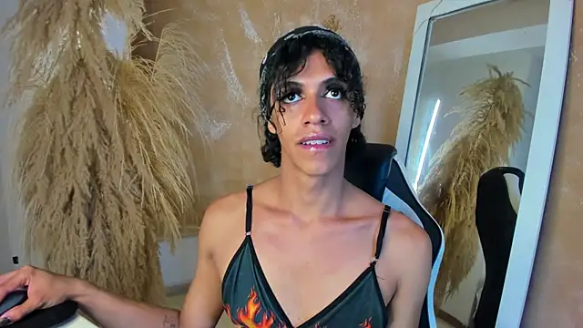 APRILL FOXX online show from 17, 3, 2026