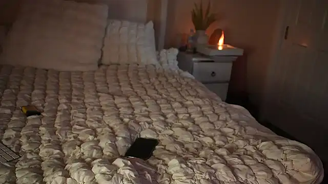 notoriousnatureXO online show from 13, 11, 2025