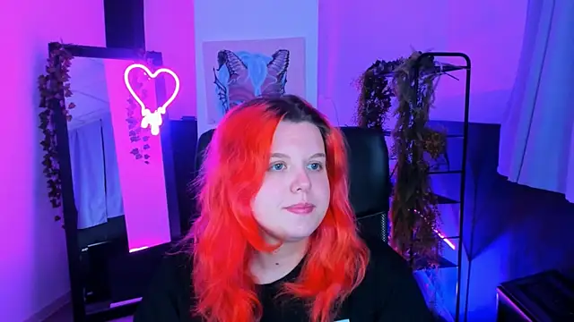 NielletaBlossom online show from 17, 2, 2025