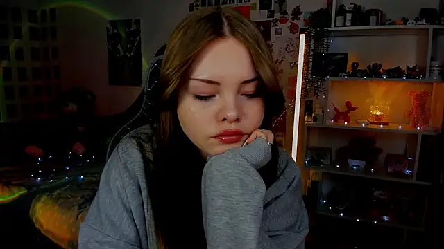 AkiraKatsu online show from 19, 4, 2026