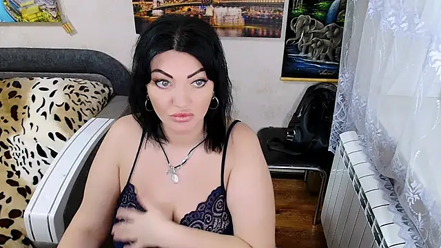 Lady Boom Wild  online show from 4, 12, 2025