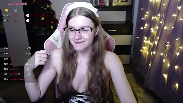Snapshot of Tomato_Tease chatting on 19, 12, 2025 Tomato Tease online show from 19, 12, 2025
