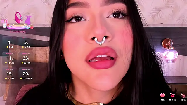 nicolle pierce online show from 3, 12, 2025