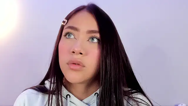 nicolle pierce online show from 3, 2, 2026