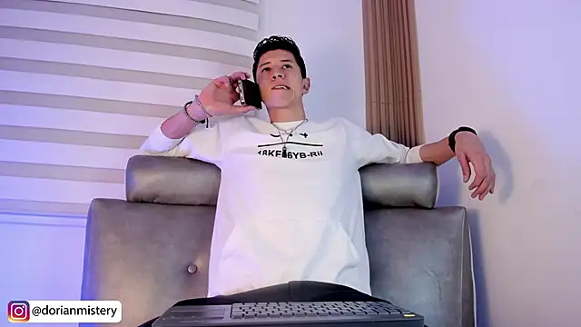 Dorianmistery2322  online show from 18, 2, 2026