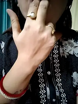 Snapshot of Royalgirl667 chatting on 10, 12, 2024 Royalgirl667 online show from 10, 12, 2024