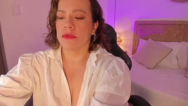 Snapshot of gipsela_gomez chatting on 20, 6, 2026 gipsela gomez online show from 20, 6, 2026