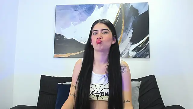 Snapshot of Mariia_Cooper1 chatting on 6, 12, 2024 Mariia Cooper1 online show from 6, 12, 2024