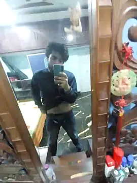 Snapshot of Dexiboy chatting on 1, 2, 2025 Dexiboy online show from 1, 2, 2025