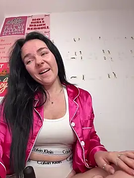 Snapshot of yorkshiregal chatting on 10, 2, 2026 yorkshiregal online show from 10, 2, 2026