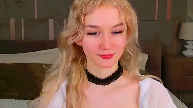 Snapshot of NaomiLoys chatting on 11, 2, 2025 NaomiLoys online show from 11, 2, 2025