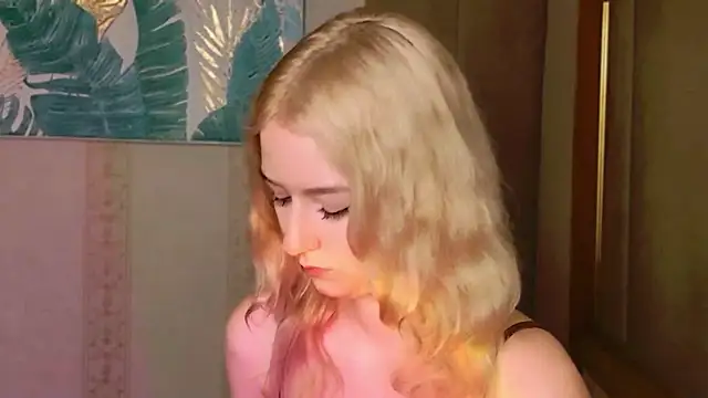 NaomiLoys online show from 20, 11, 2025