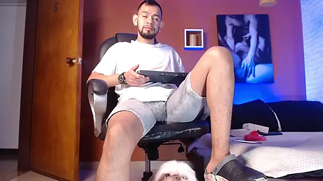 Snapshot of Bedobigcock chatting on 2, 12, 2024 Bedobigcock online show from 2, 12, 2024