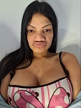 Snapshot of charllottebrasilian chatting on 4, 7, 2026 charllottebrasilian online show from 4, 7, 2026