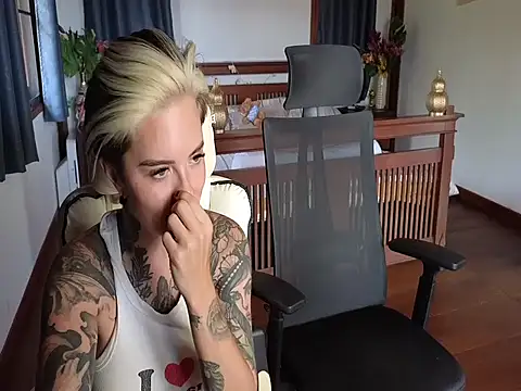 Alexandersonxo online show from 18, 3, 2026