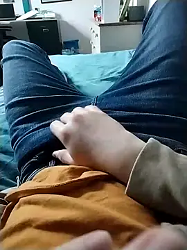 Snapshot of JulesG18 chatting on 23, 2, 2026 JulesG18 online show from 23, 2, 2026