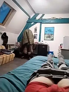 Snapshot of JulesG18 chatting on 1, 3, 2026 JulesG18 online show from 1, 3, 2026