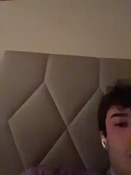 WillfulSurfer online show from 15, 4, 2026