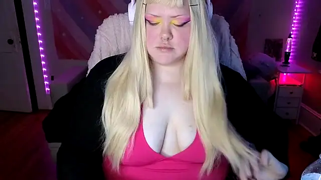 Flamefairy710 online show from 11, 5, 2026
