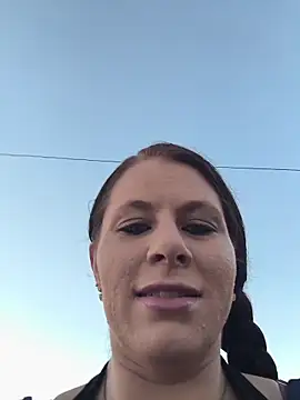 Snapshot of HotMessStilltheBest chatting on 2, 11, 2025 HotMessStilltheBest online show from 2, 11, 2025