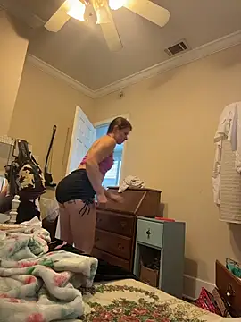 Snapshot of HotMessStilltheBest chatting on 7, 11, 2025 HotMessStilltheBest online show from 7, 11, 2025