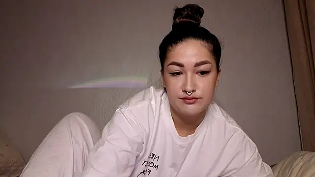 Aria Blisss online show from 23, 12, 2025