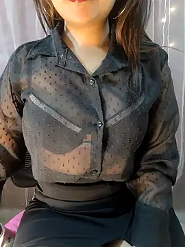 deslisexpriya online show from 3, 2, 2026