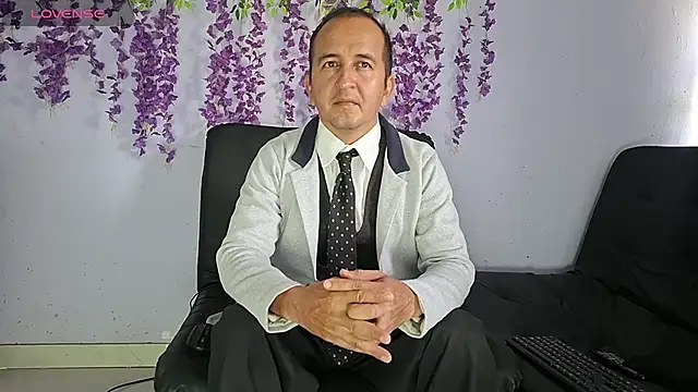 Snapshot of yazforeSolo chatting on 12, 2, 2026 yazforeSolo online show from 12, 2, 2026