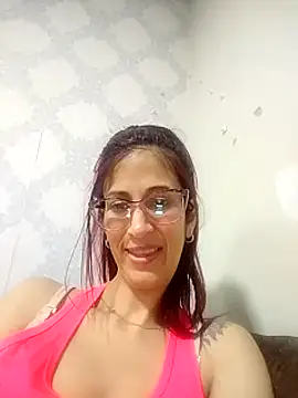 Snapshot of catt_evans1 chatting on 22, 12, 2024 catt evans1 online show from 22, 12, 2024