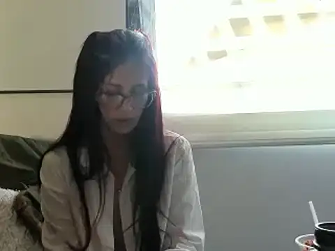 Snapshot of catt_evans1 chatting on 2, 1, 2025 catt evans1 online show from 2, 1, 2025