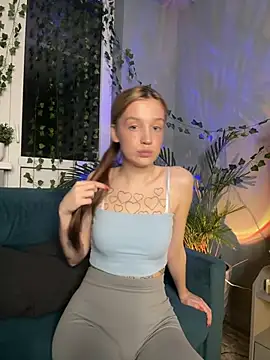 Snapshot of Sweet_Evva chatting on 28, 1, 2025 Sweet Evva online show from 28, 1, 2025