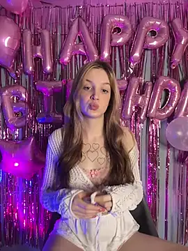 Snapshot of Sweet_Evva chatting on 4, 2, 2025 Sweet Evva online show from 4, 2, 2025