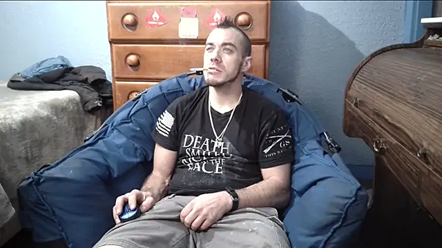 Snapshot of ScubaStevex chatting on 6, 12, 2024 ScubaStevex online show from 6, 12, 2024