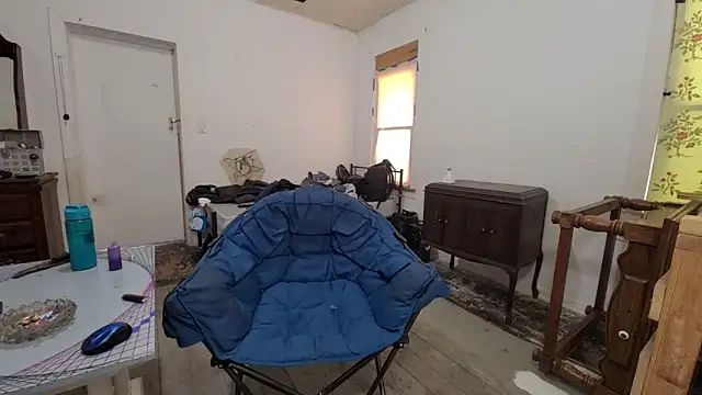 Snapshot of ScubaStevex chatting on 22, 12, 2024 ScubaStevex online show from 22, 12, 2024