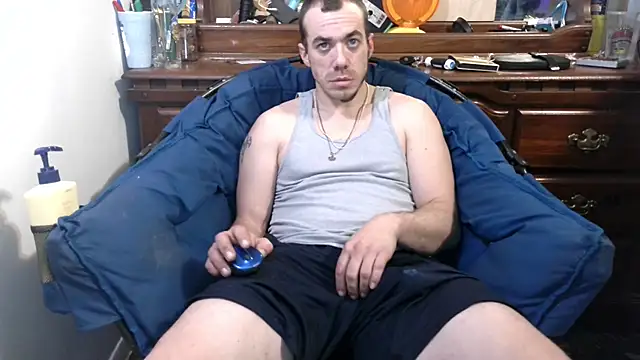 Snapshot of ScubaStevex chatting on 11, 2, 2025 ScubaStevex online show from 11, 2, 2025