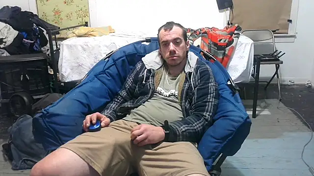 Snapshot of ScubaStevex chatting on 19, 2, 2025 ScubaStevex online show from 19, 2, 2025