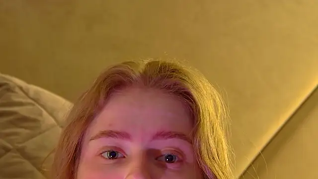 SelinSwarovski online show from 5, 3, 2026