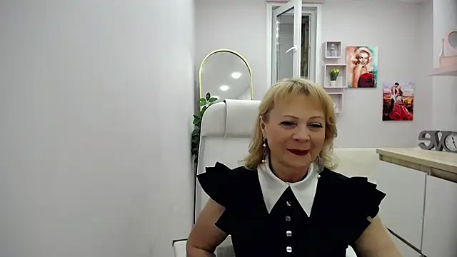 Snapshot of Milla_Cutie18 chatting on 27, 5, 2026 Milla Cutie18 online show from 27, 5, 2026