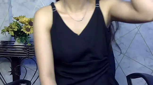 Snapshot of sonam_love- chatting on 2, 3, 2025 sonam love- online show from 2, 3, 2025