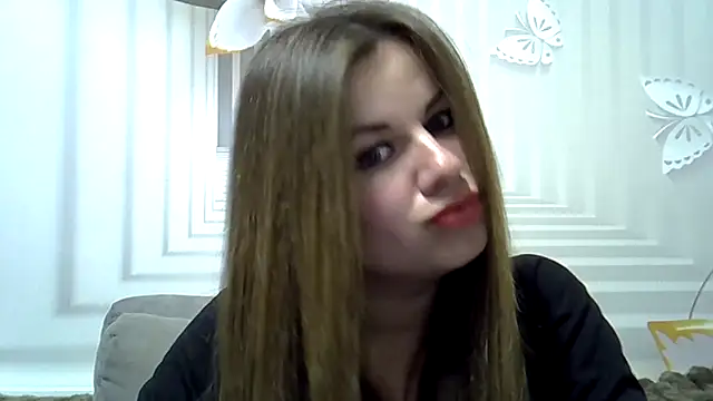 Snapshot of TinaFun4u chatting on 5, 2, 2026 TinaFun4u online show from 5, 2, 2026