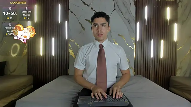 LiamNovak online show from 29, 11, 2025